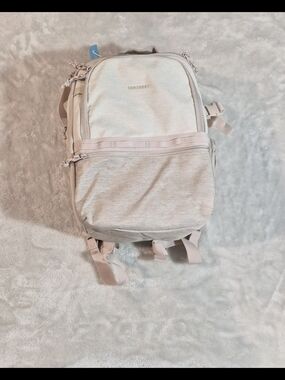 BAGSMART NWT Camera Backpack Photography Bag w/ Crossbody Strap Beige